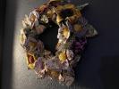 Couronne fleurs esprit baroque en tissus anciens recyclés